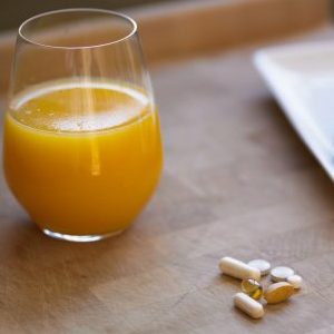 吃橙子补充维生素C好还是买VC口服片补充维